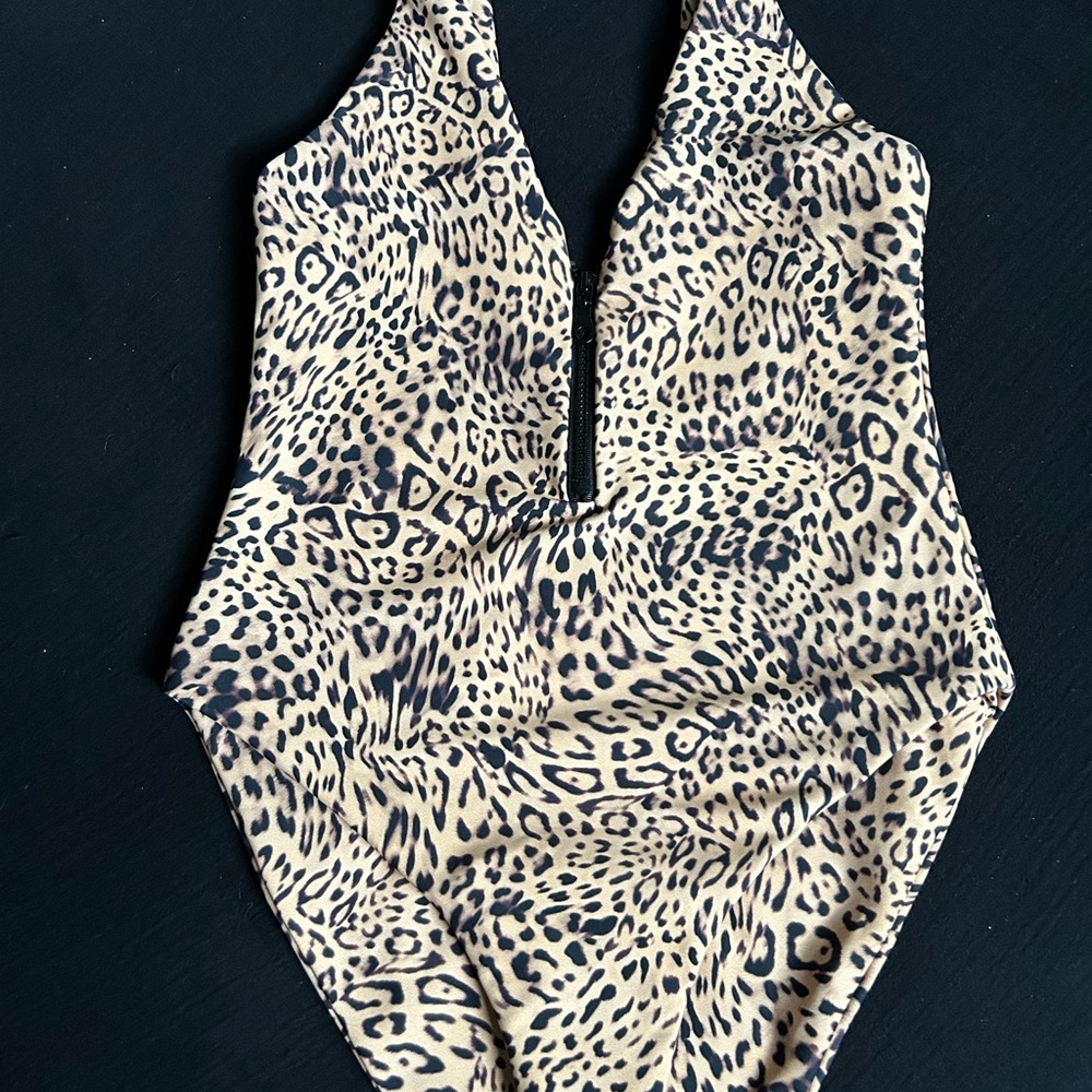 Skatie Carmen one piece